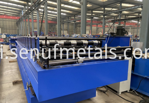 Corrugated Sheet Roll Forming Machine2
